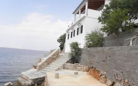 Apartments Neda - 5 M From Sea